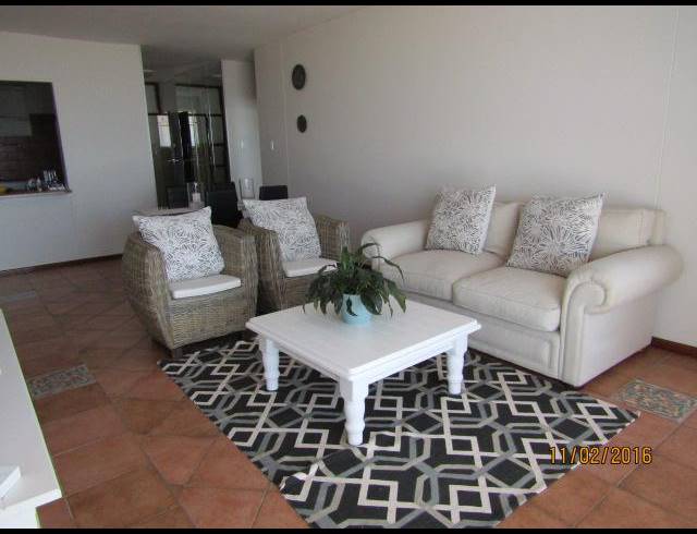 2 BEDROOM APARTMENT RENTED IN SUMMERSTRAND